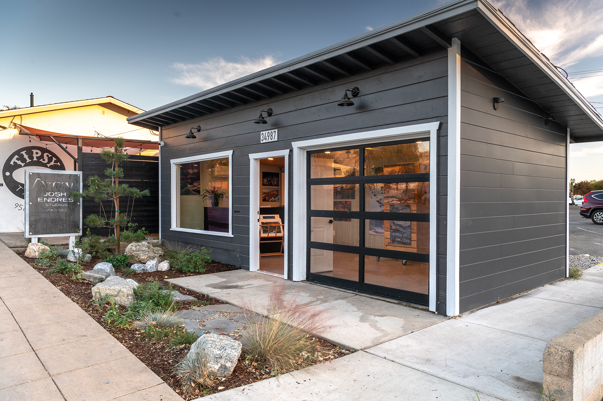 Josh Endres Studios